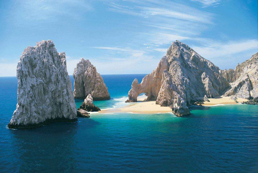 Los destinos más románticos para visitar en México Playa del amor