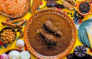 Mole Poblano; 5 históricos datos que no conocías Mole poblano