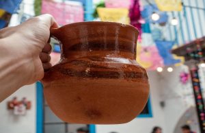 5 motivadores para asistir a la re-inauguración de la pulquería Calavera Coyote 5 motivadores para asistir a la re-inauguración de la pulquería Calavera Coyote, Jarrito de pulque