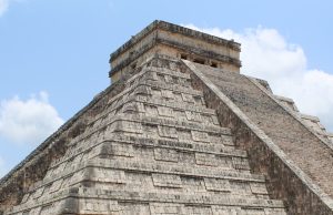 5 motivos para que visites Chichen Itzá en sus XV como maravilla moderna 5 motivos para que visites Chichen Itzá en sus XV como maravilla moderna, Pirámide de Chichen Itzá